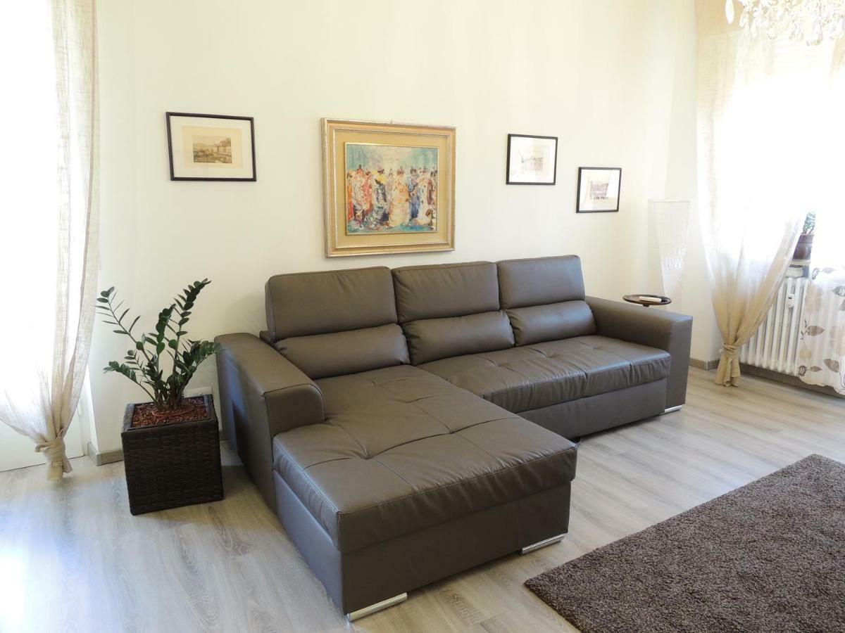 Residenza Arusnati Appartement Verona Buitenkant foto