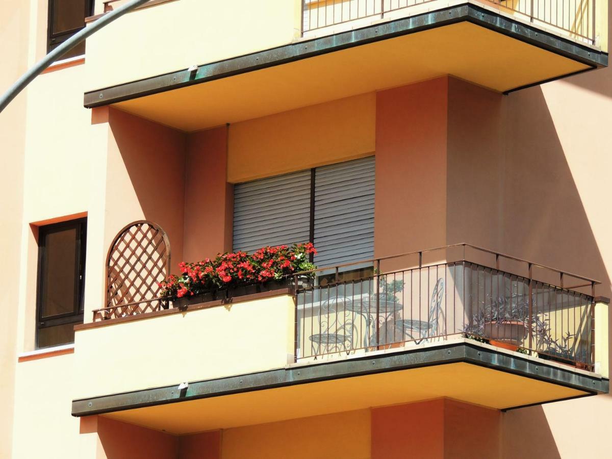 Residenza Arusnati Appartement Verona Buitenkant foto